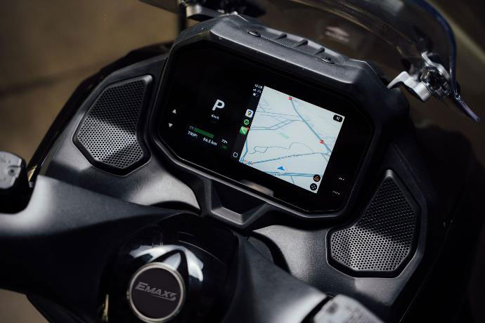 Dashboard digitale con navigazione integrata